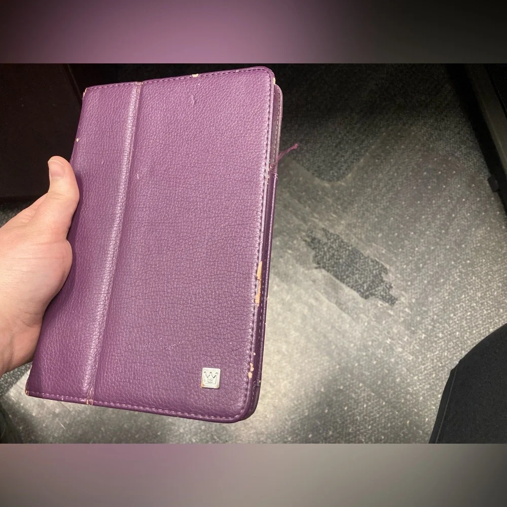 Amazon 1st Generation Apple iPad Mini purple faux leather portfolio case